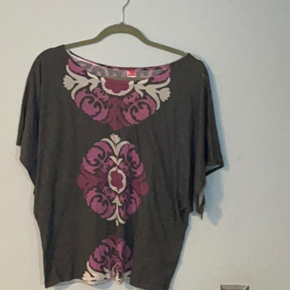 Before & Again Whimsy Rose XL Black and Purple dolman sleeved Top